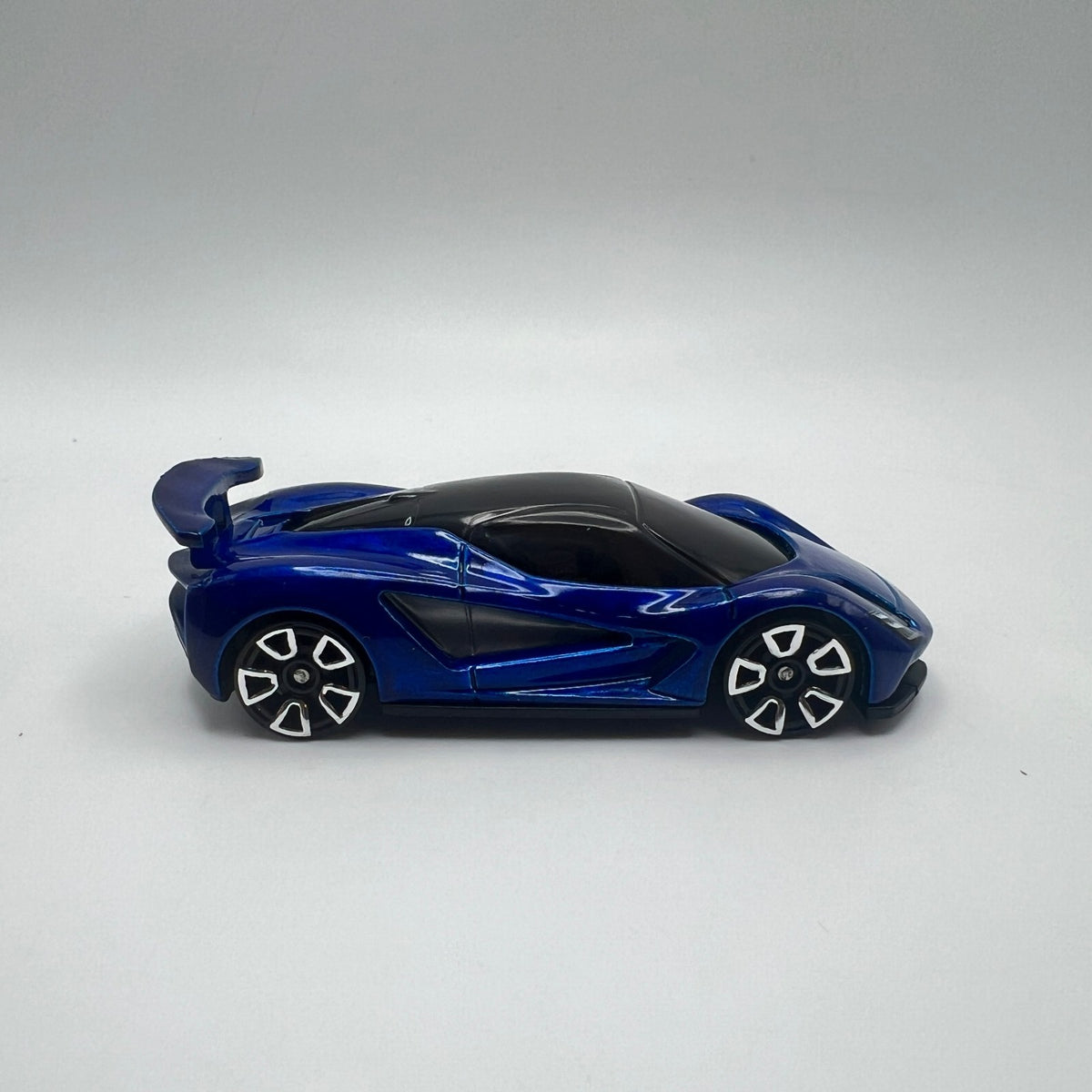 2025 Hot Wheels Lotus Evija - Dark Blue - HW MOTOR SHOW - Loose