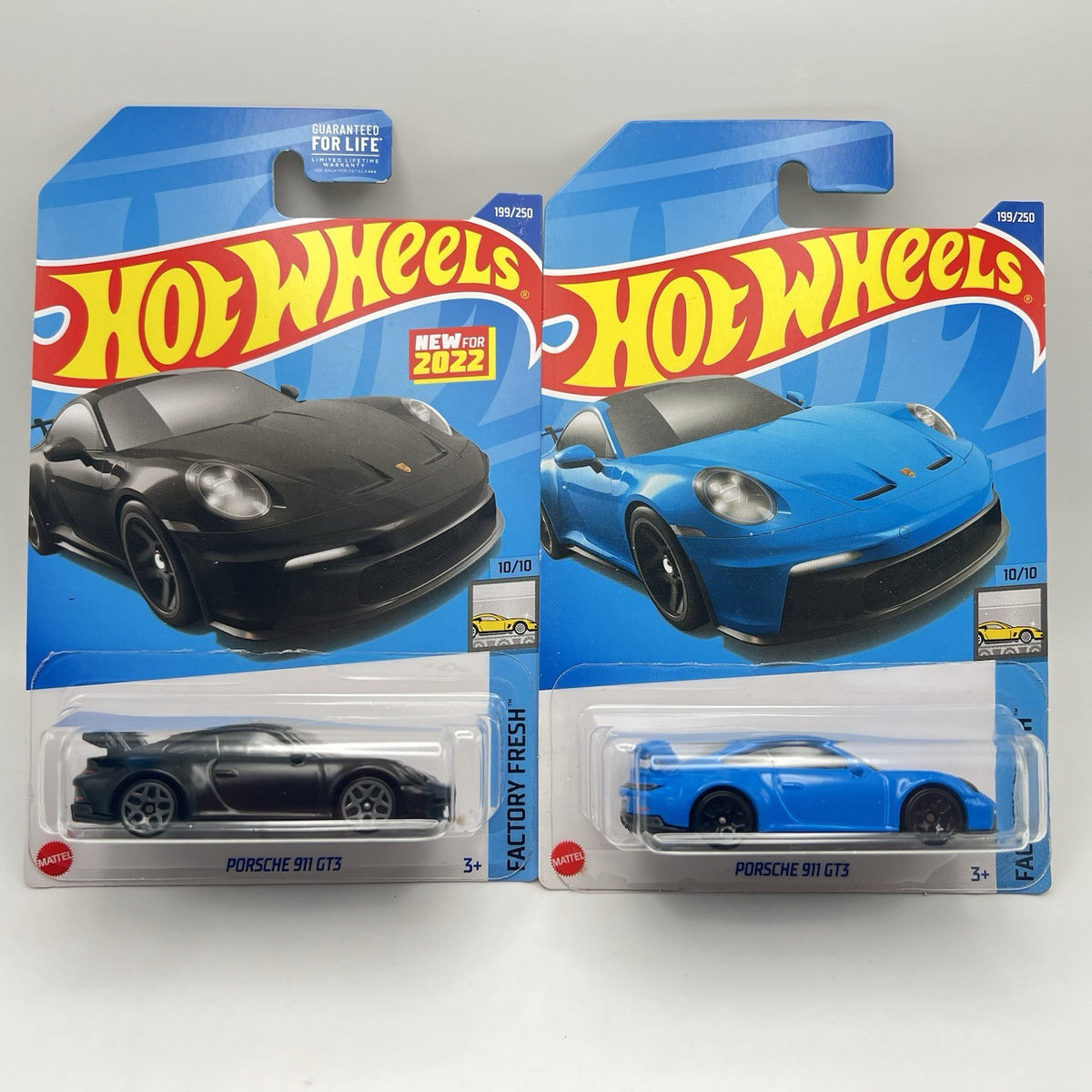 Hot Wheels Porsche 911 GT3 (lot of 2 color variations)
