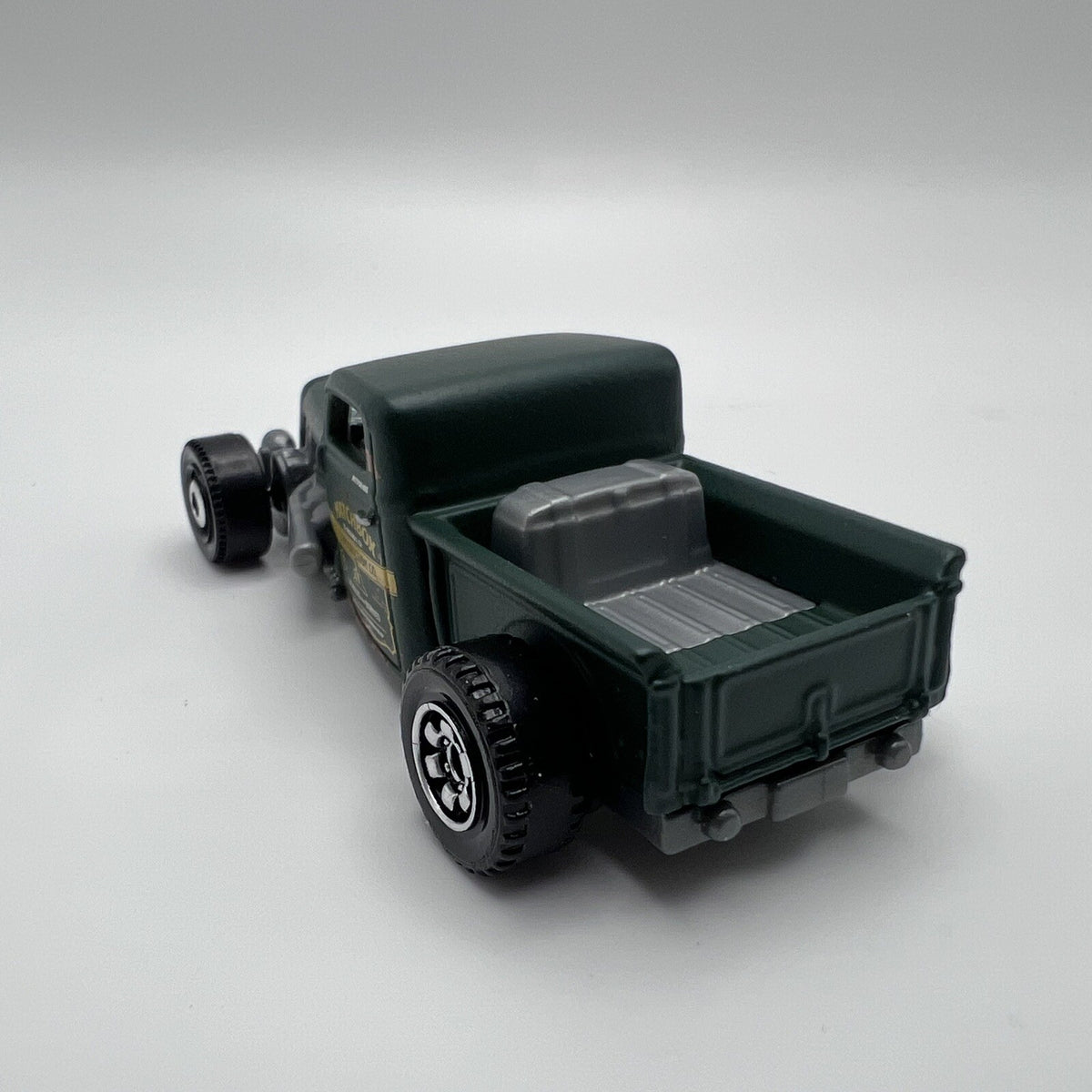 2018 MATCHBOX 1935 FORD CONSTRUCTION CO. GREEN 1:64 DIECAST 2 3/4" PICKUP TRUCK