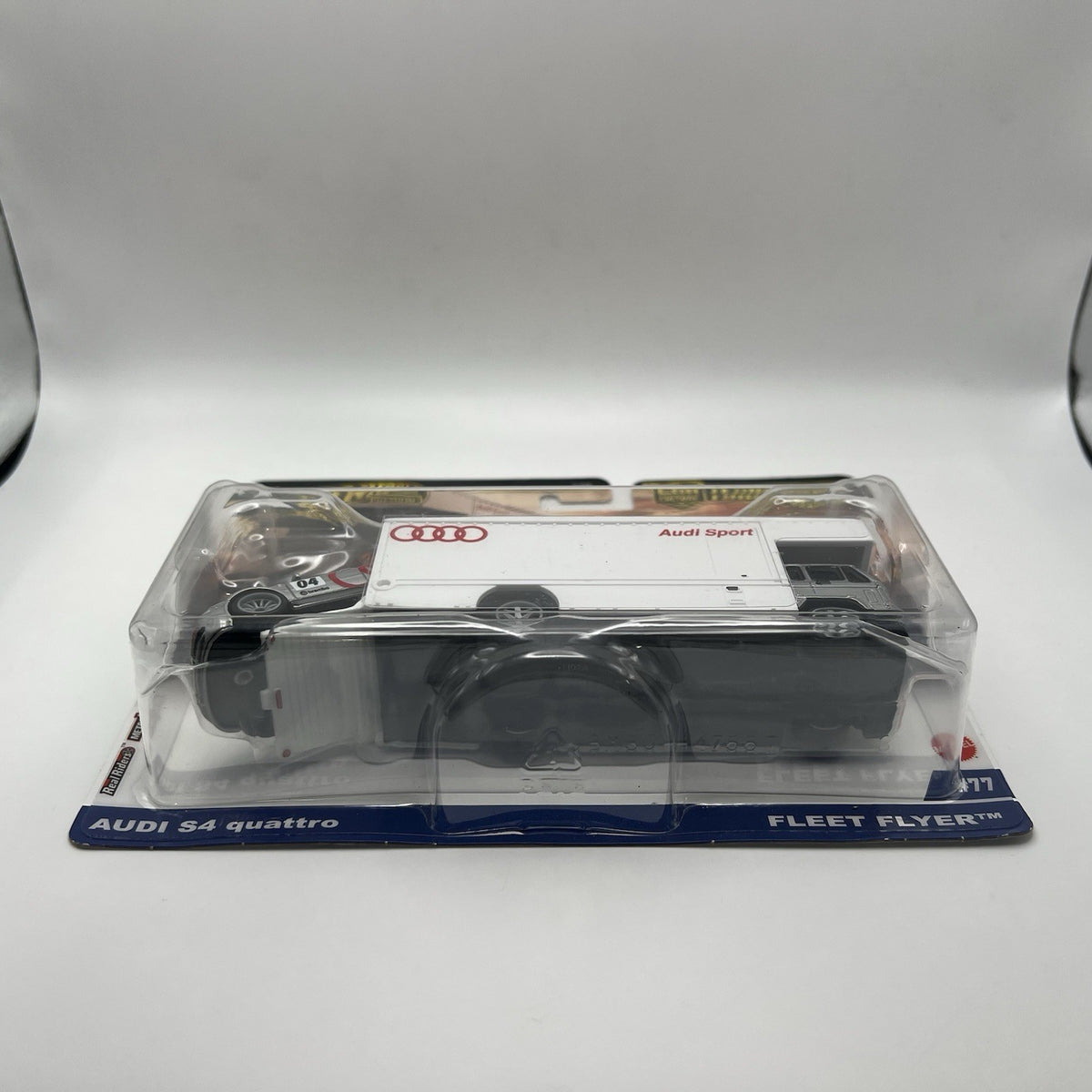 Hot Wheels Premium Team Transport #77 Audi S4 Quattro & Fleet Flyer NEW