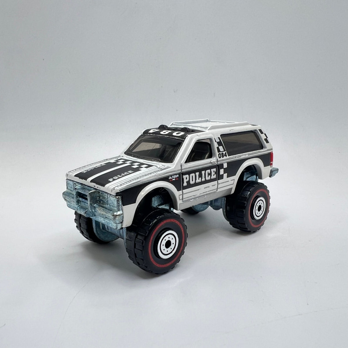 Hot Wheels Blazer 4x4 White Police 084 LOOSE 1/64