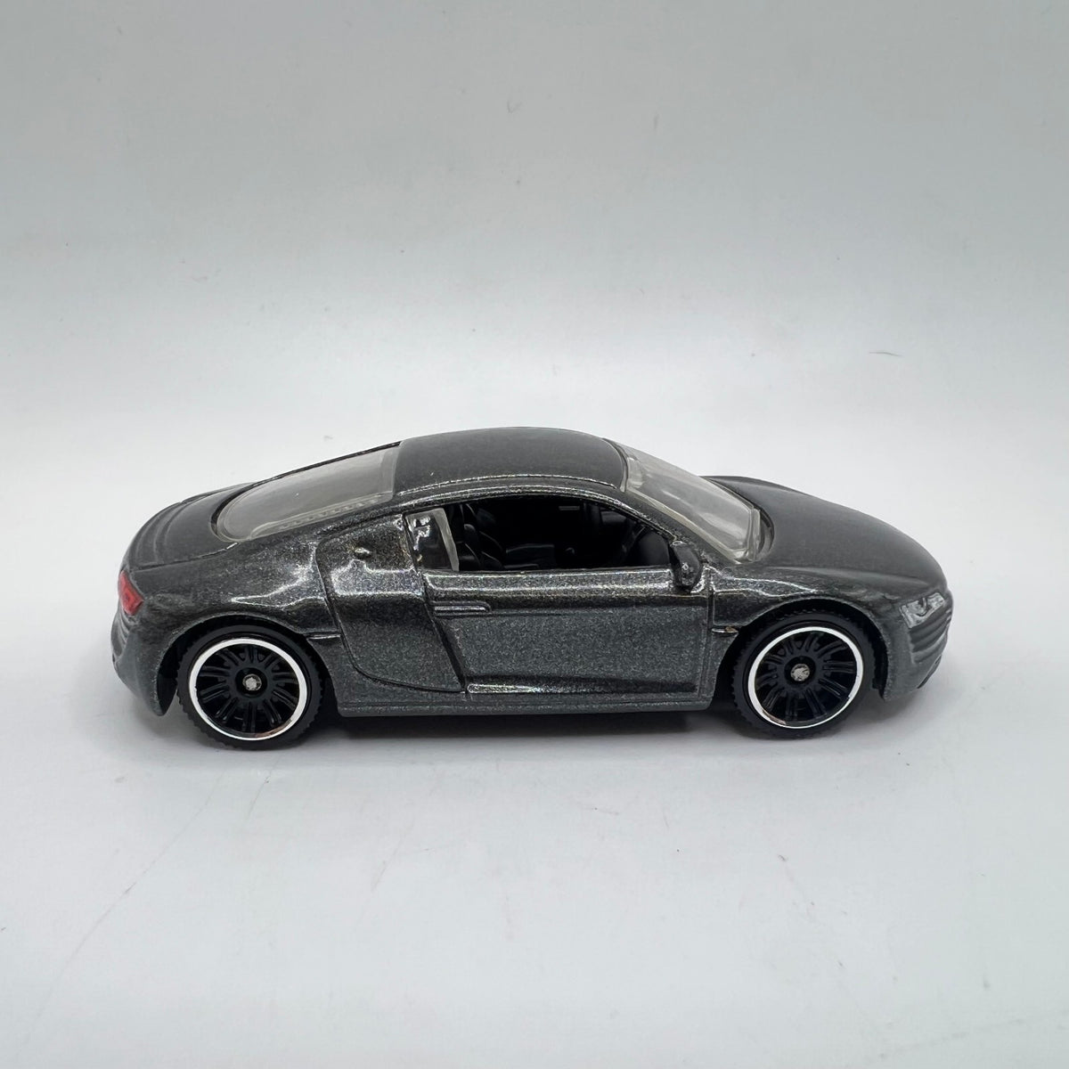Matchbox 2007 Audi R8 Metallic Gray LOOSE 1/64