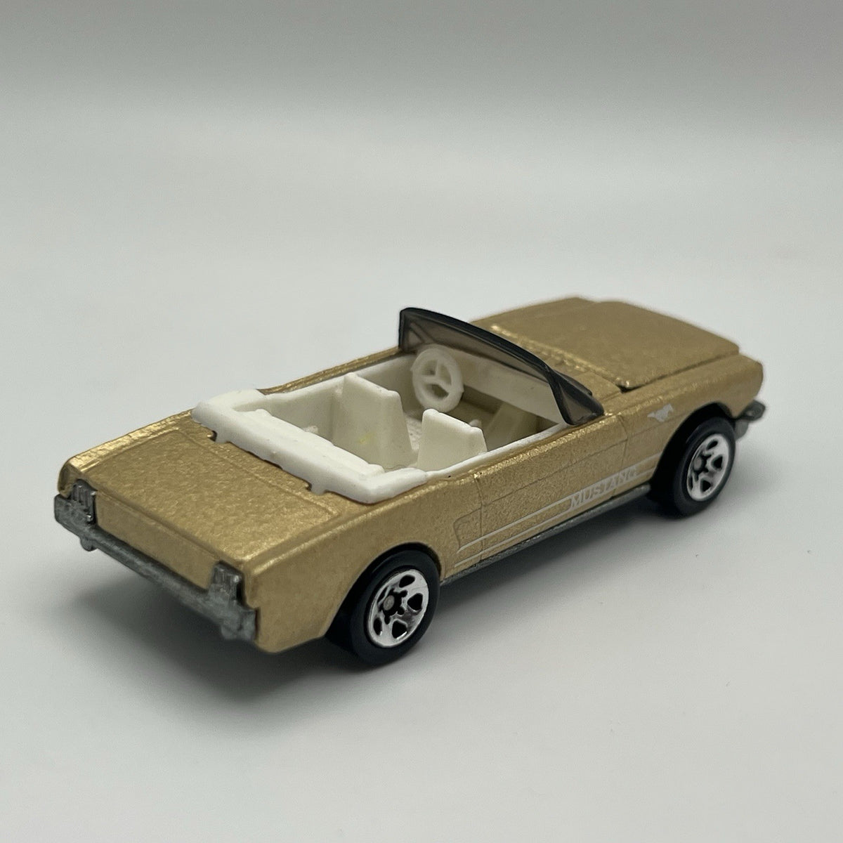 Vintage Hot Wheels 1965 Mustang Convertible Gold Paint Hood Opens 1982 Malaysia
