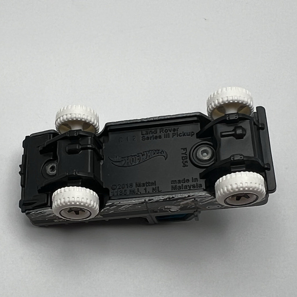 Land Rover Series III Pickup - Hot Wheels Holiday Mix 2022 3/5 Loose