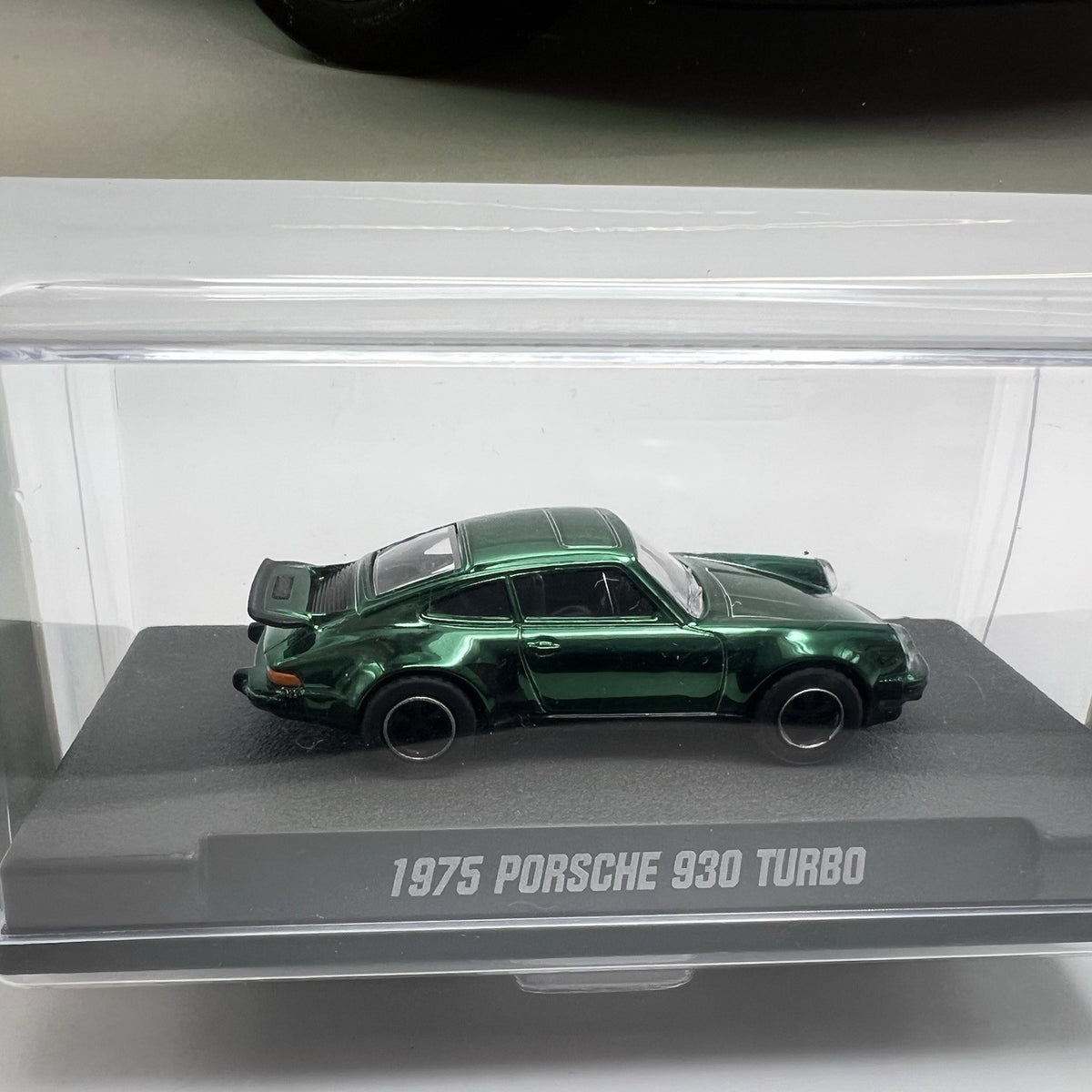 MAJORETTE - 1975 Porsche 930 Turbo Green Metallic 1:64 Diecast Collector Series