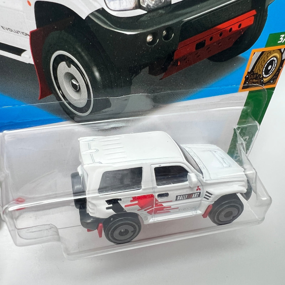Hot Wheels Mitsubishi Pajero Evolution Lot of 2 Red & White Ralliart Mud Studs