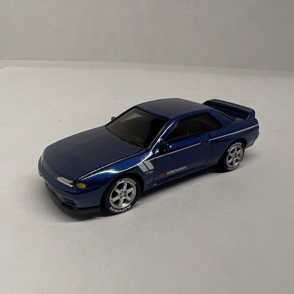 Hot Wheels Nissan Skyline GT-R R32 Dark Blue With Real Riders