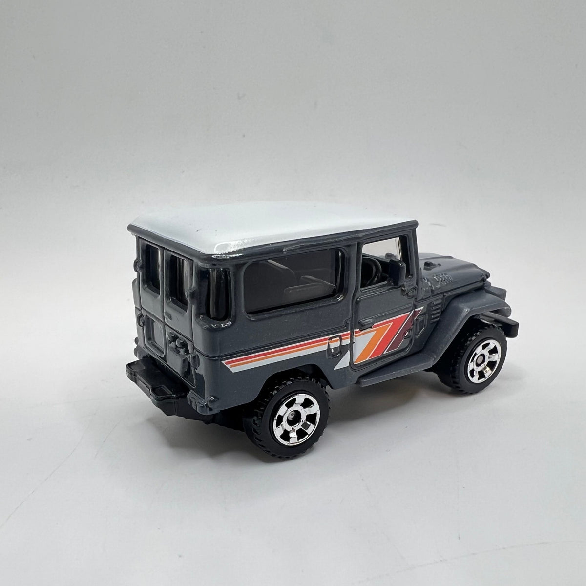 Matchbox Toyota FJ40 Land Cruiser Gray White Roof LOOSE 1/64