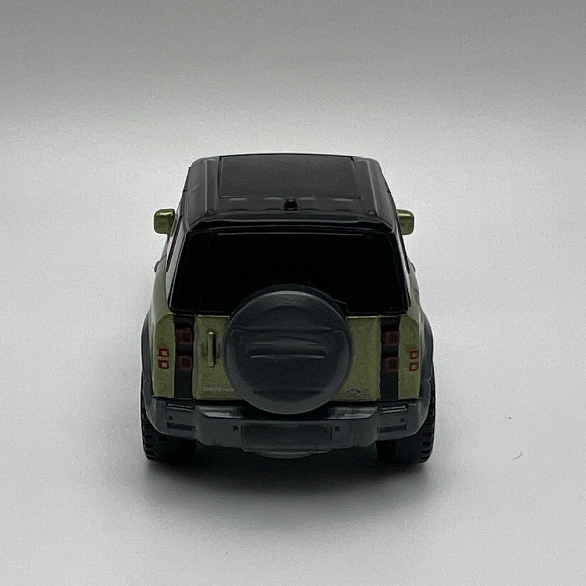 2022 MATCHBOX 2020 LAND ROVER DEFENDER 90 GREEN 1:64 DIECAST 2 1/2" SUV W/ BLACK