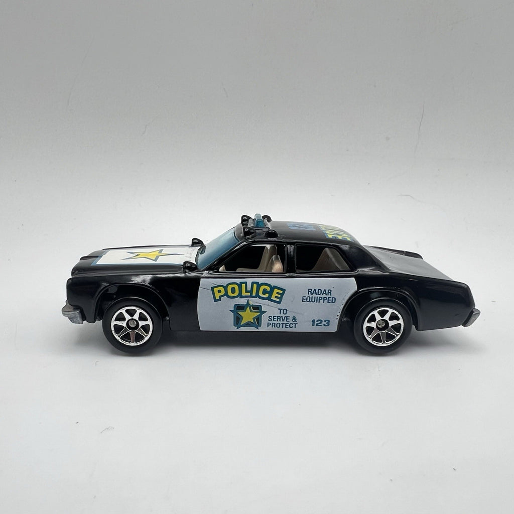 1977 Hot Wheels Police Car Emergency Squad Black & White 1:64 DIECAST Toy Car