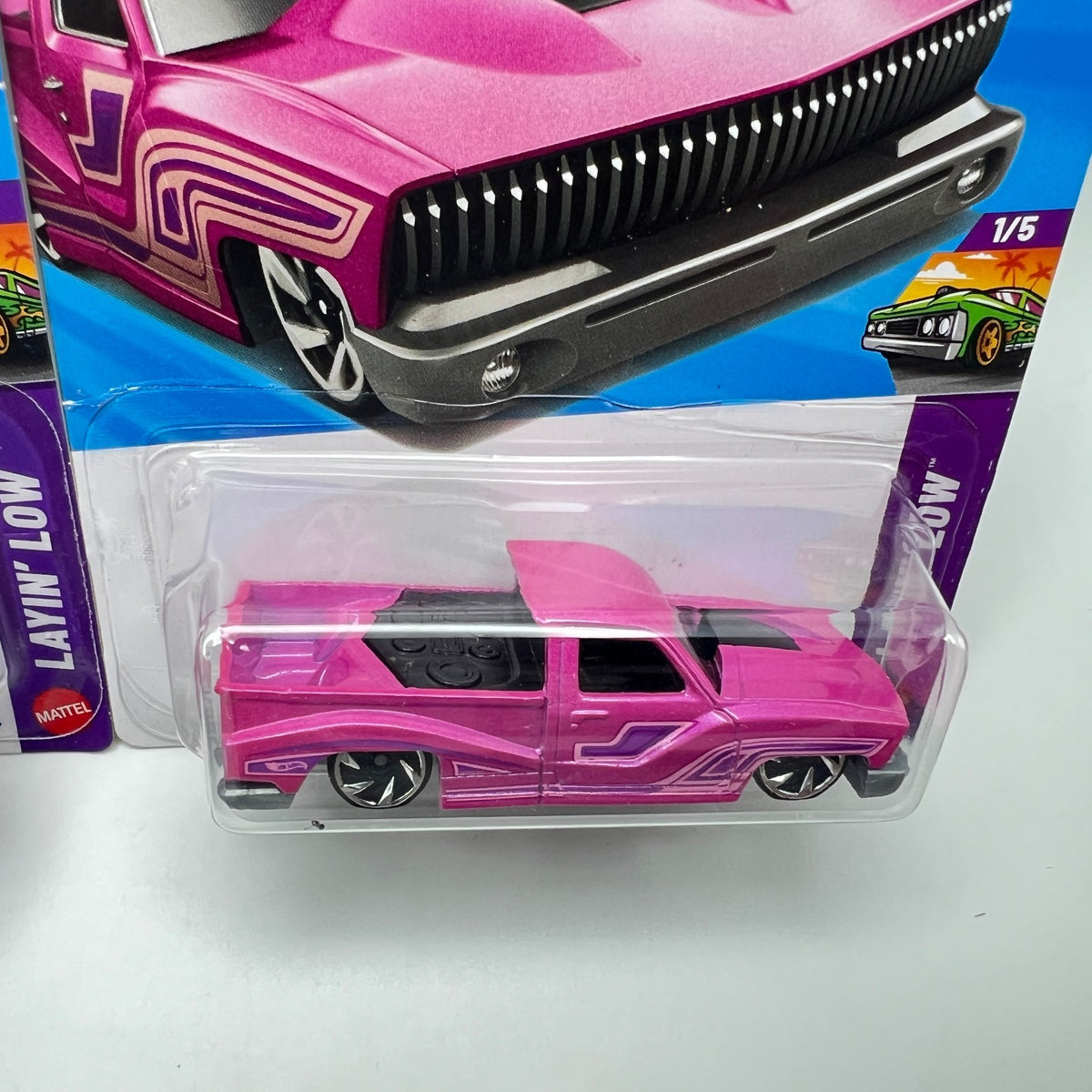 Hot Wheels Bounce'N Bass Lot of 2 Gold & Pink Layin' Low 1/5 17/250