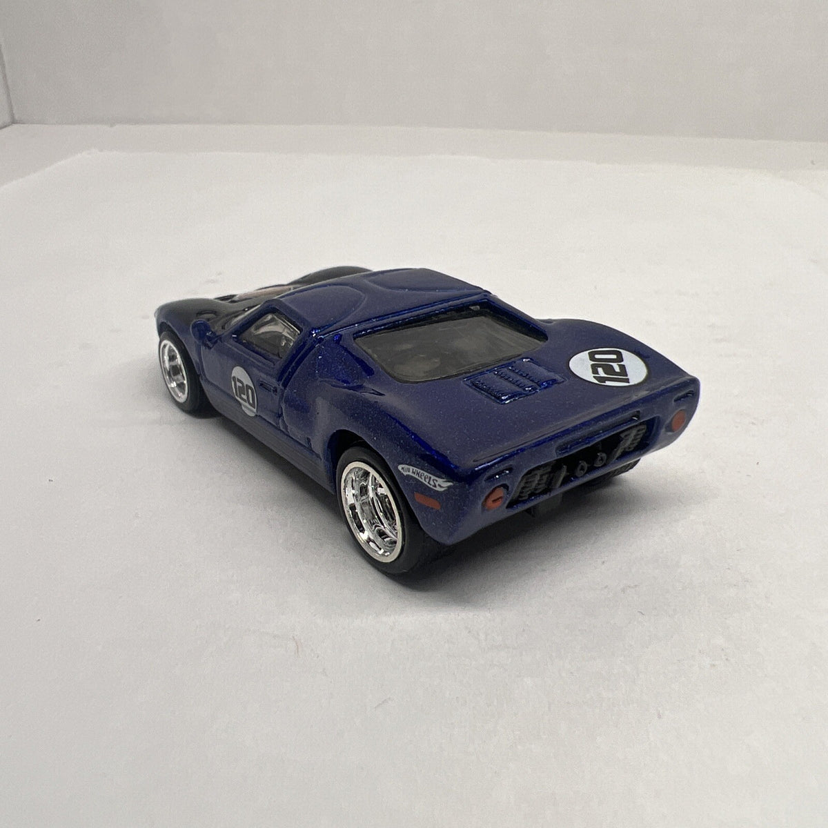 HOT WHEELS RACING 2005 BULLRUN USA RALLY Ford GT-40