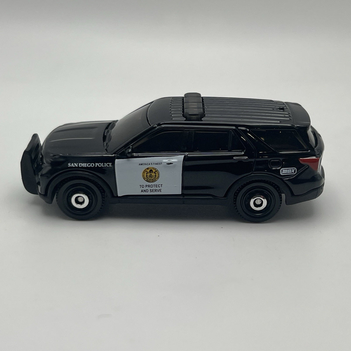 2023 FORD POLICE INTERCEPTOR UTILITY Diorama Collectible DieCast Car 1:64 LOOSE