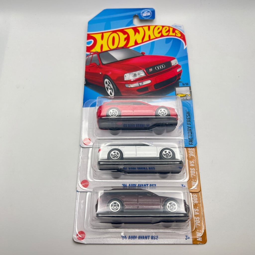 Hot Wheels '94 Audi Avant RS2 Lot of 3 Red 133/250 + White + Maroon 29/250