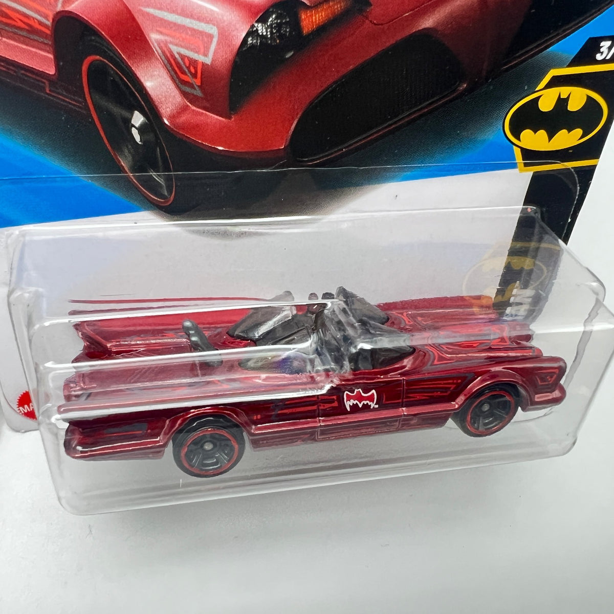 HOT WHEELS TV SERIES BATMOBILE LOT OF 2 GRAY & DARK RED BATMAN 3/5 103/250 INTL