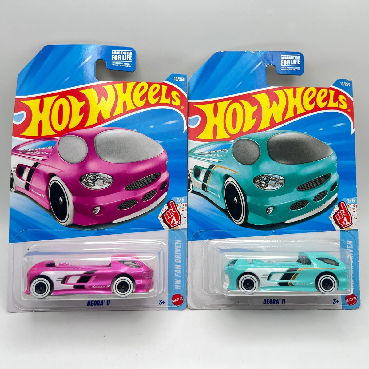 Hot Wheels Deora II Lot of 2 Pink & Teal HW Fan Driven 1/5 18/250