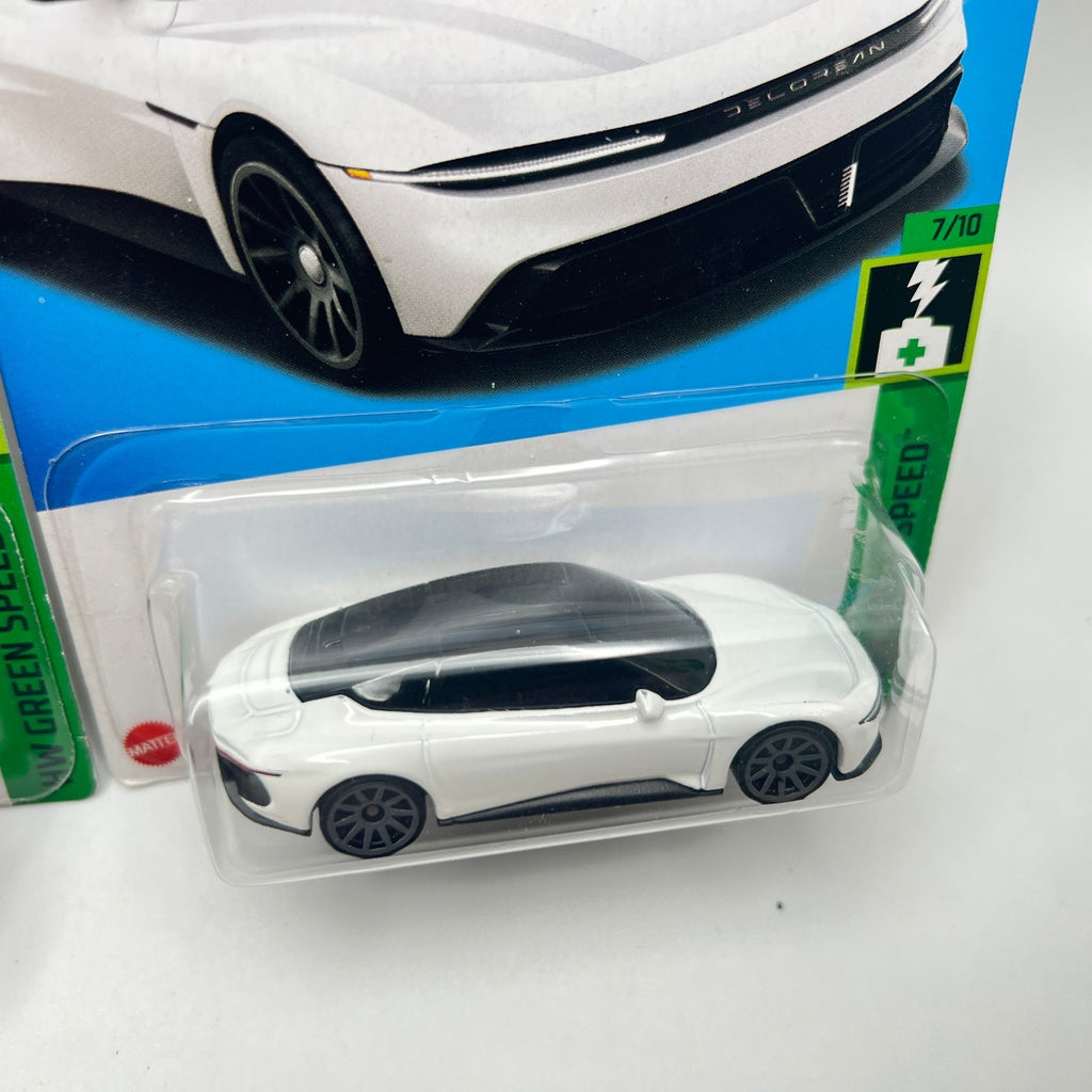 Hot Wheels DeLorean Alpha5 Lot of 2 Copper + White 85/250 Green Speed