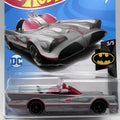 # 118   2017 hot wheels tv series Batmobile  ( batman 3/5) #118/250