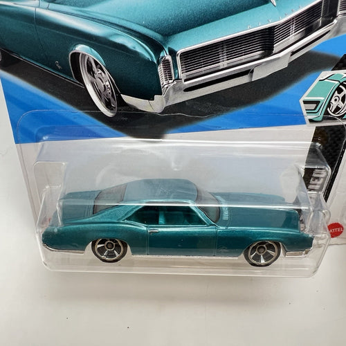 '66 BUICK RIVIERA SERIES GLOSS BLACK, & TEAL 2025 Hot Wheels #50 2pcs