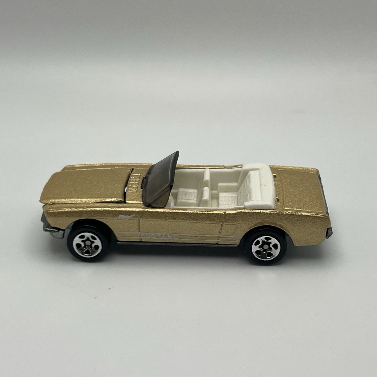 Vintage Hot Wheels 1965 Mustang Convertible Gold Paint Hood Opens 1982 Malaysia