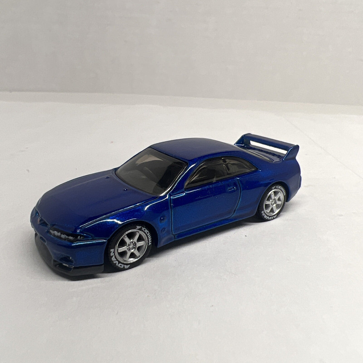Hot Wheels Nissan Skyline GT-R R33 1:64 DIECAST Blue Custom With Rubber Tires