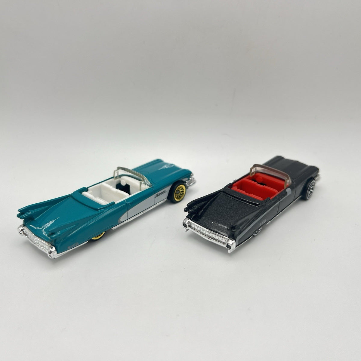 Hot Wheels '59 Cadillac Eldorado Convertible  Lot Of 2 Turquoise & White - Black