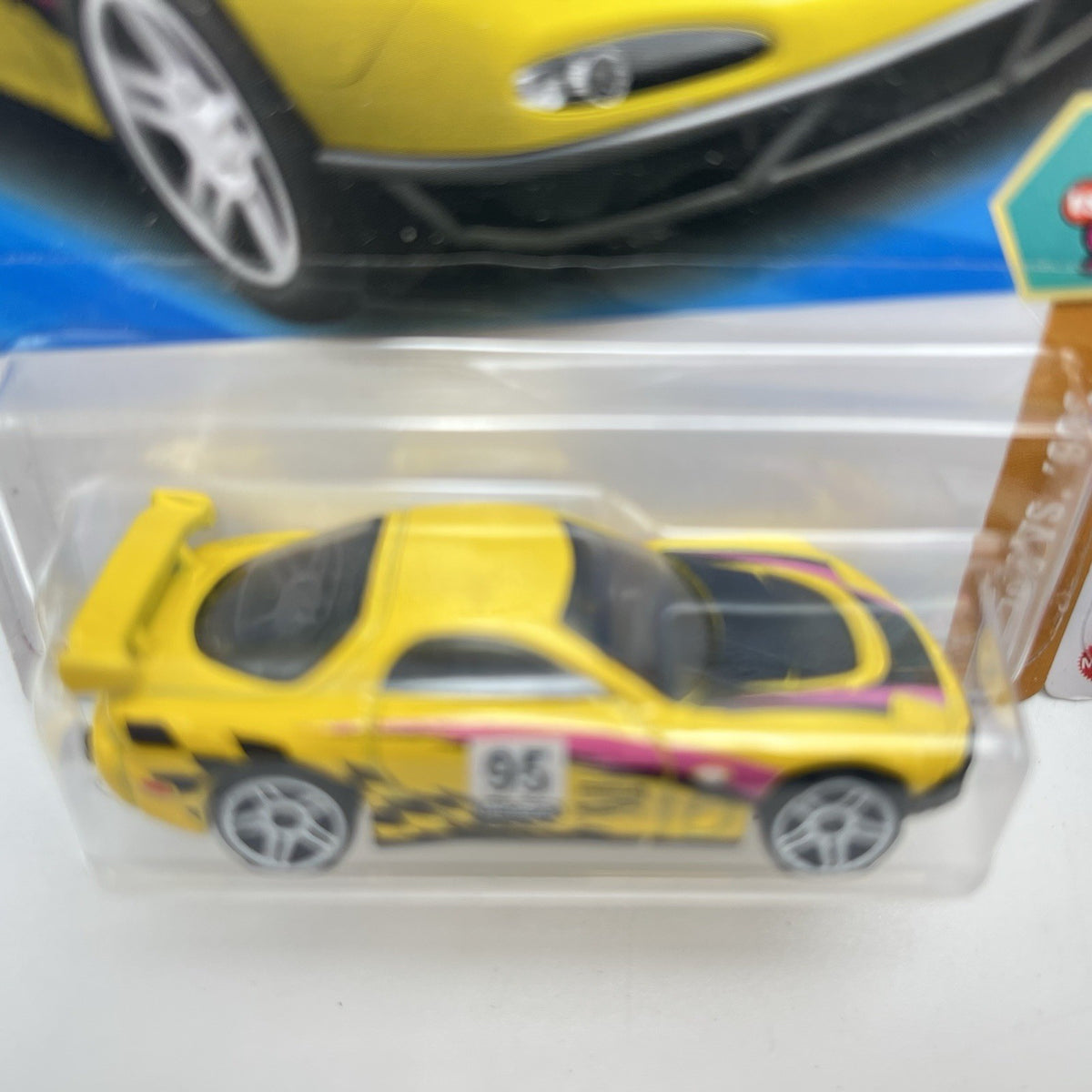 Hot Wheels 2025 163/250 ‘95 MAZDA RX-7 DRIFT Yellow & Red 70s vs 90s 2pc Set