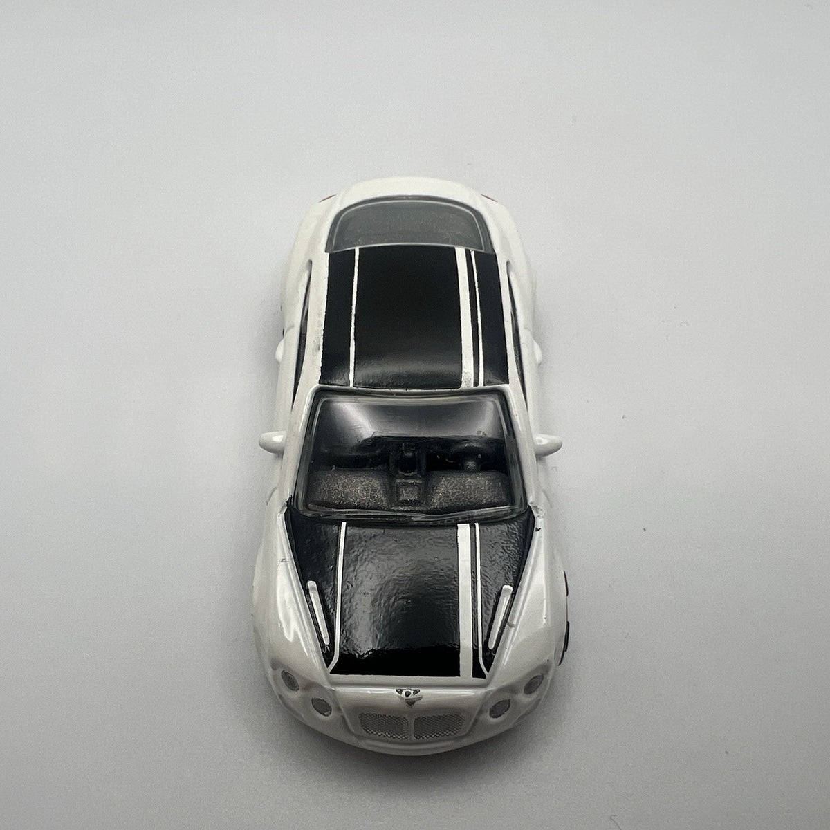 2012 12 Bentley Continental Supersports Collectible 1/64 Scale Diecast Model