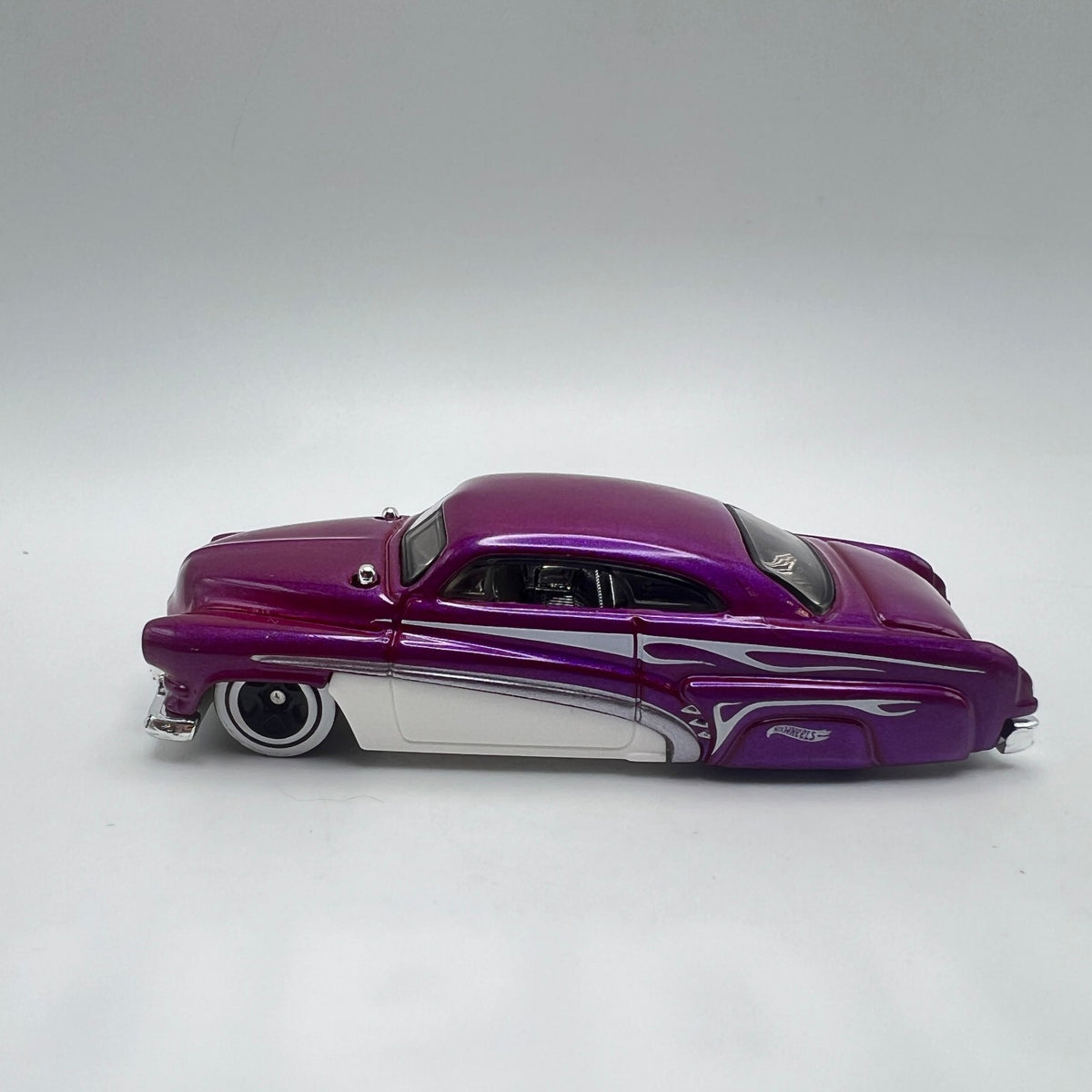 Hot Wheels Hirohata Merc Purple White LOOSE 1/64