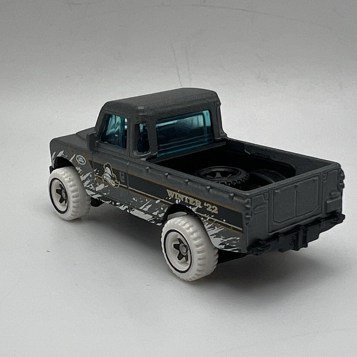 Land Rover Series III Pickup - Hot Wheels Holiday Mix 2022 3/5 Loose