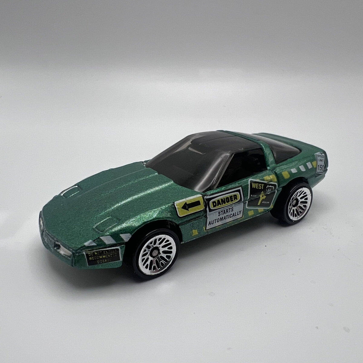 Vintage Hot Wheels Chevrolet 80s Corvette Coupe Green Chevy 1/64 Diecast