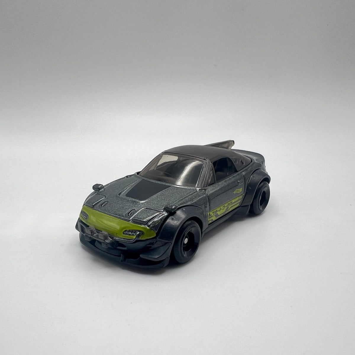 Hot Wheels Mazda MX-5 Miata Dark Gray Black LOOSE 1/64