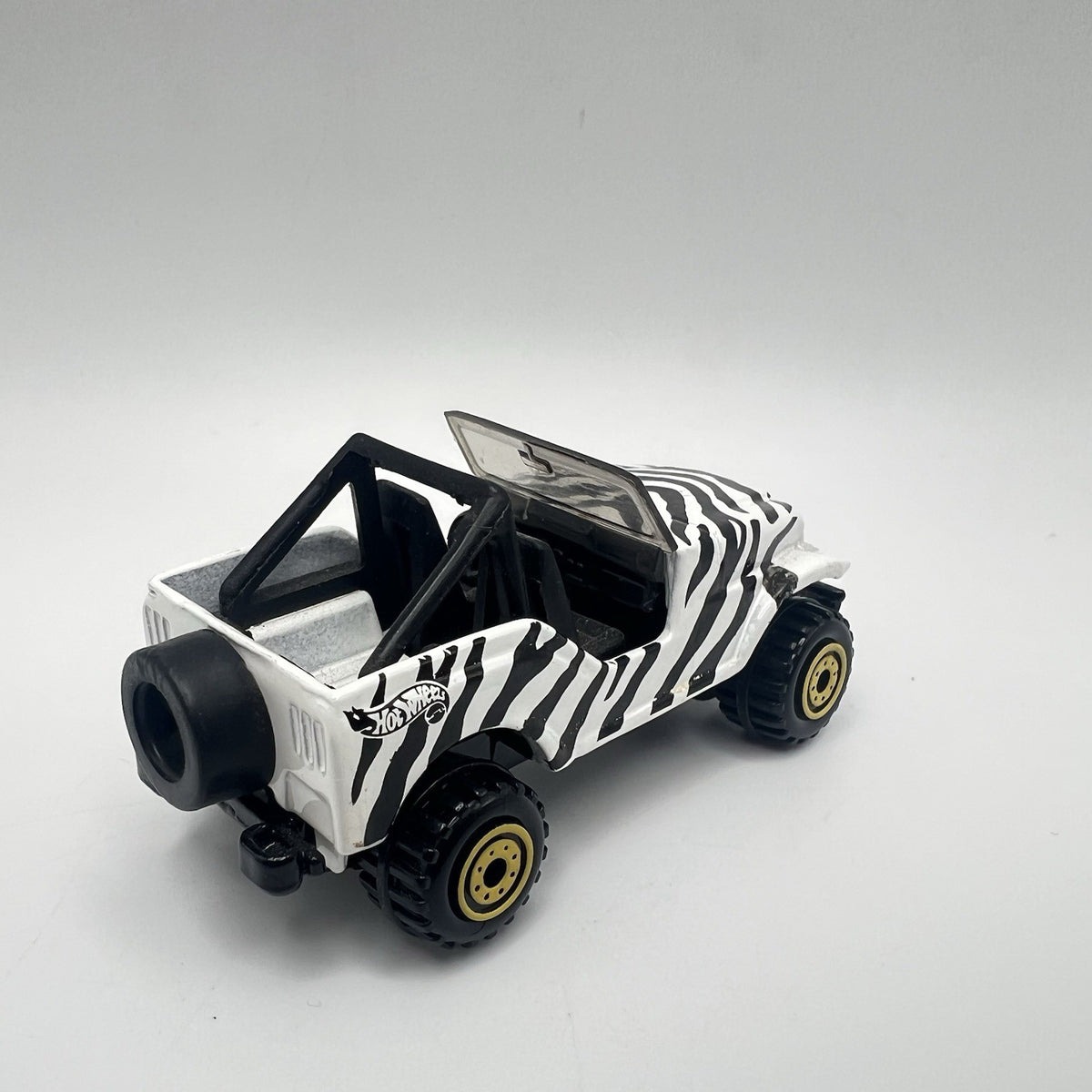 Vintage 1999 Hot Wheels Jeep Zebra Colors