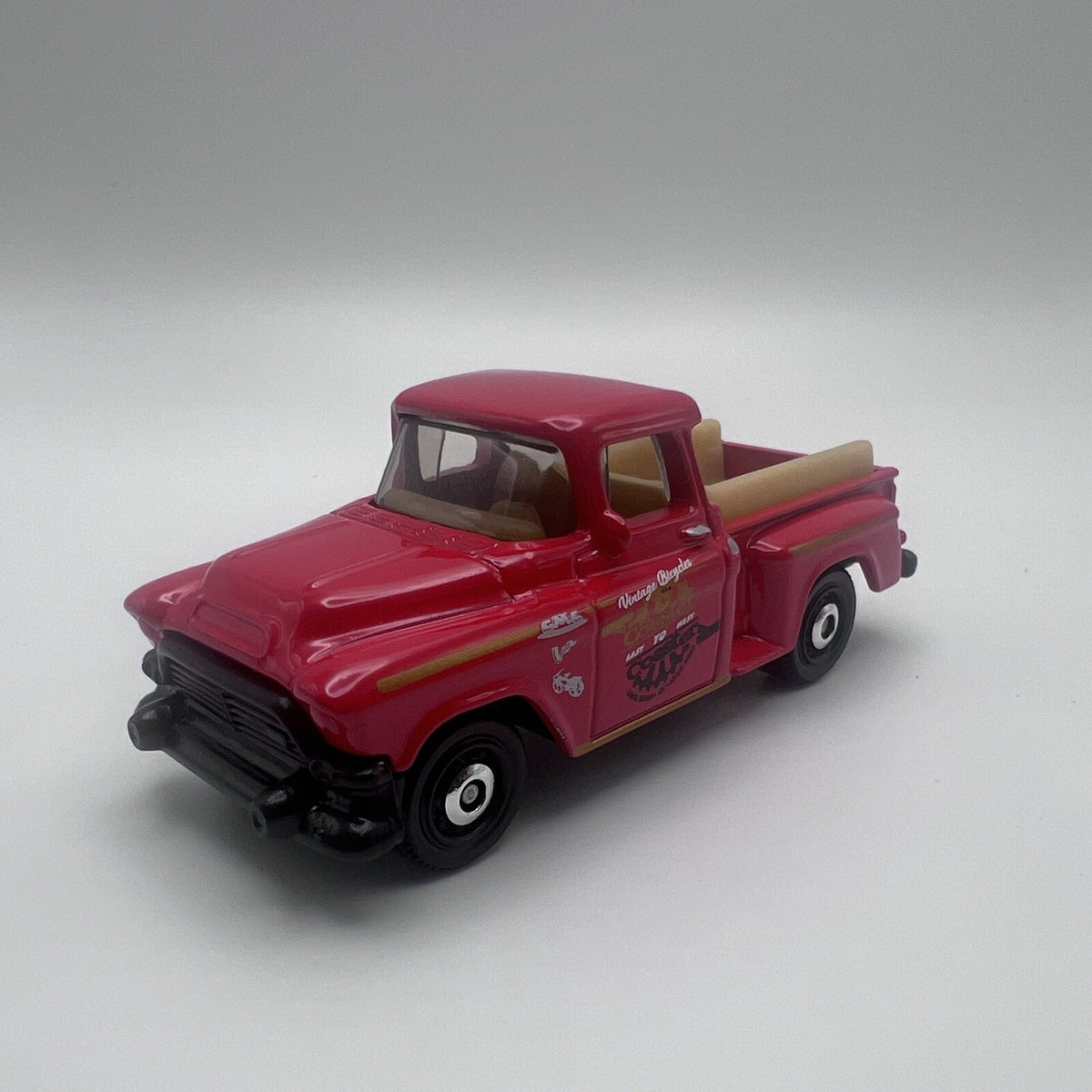 2019 MATCHBOX '57 GMC STEPSIDE VINTAGE BICYCLES RED 1:66 DIECAST 2 7/8" PICKUP
