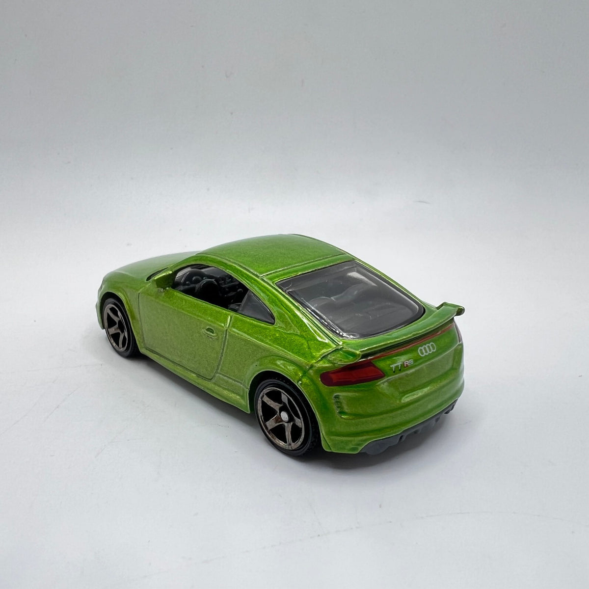 Matchbox '19 Audi TT RS Metallic Green LOOSE 1/64