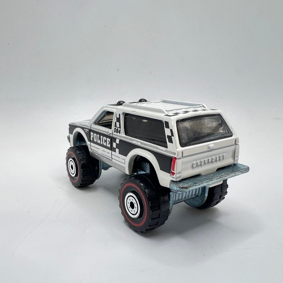 Hot Wheels Blazer 4x4 White Police 084 LOOSE 1/64