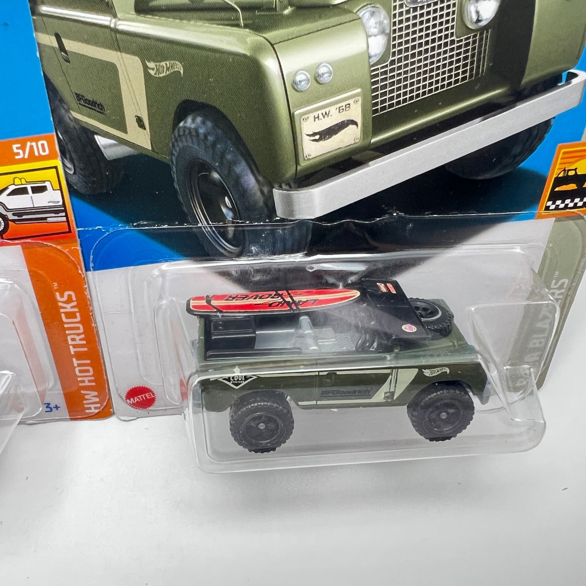 Hot Wheels Land Rover Series II Lot of 2 Hot Trucks Gray & Baja Blazers Green