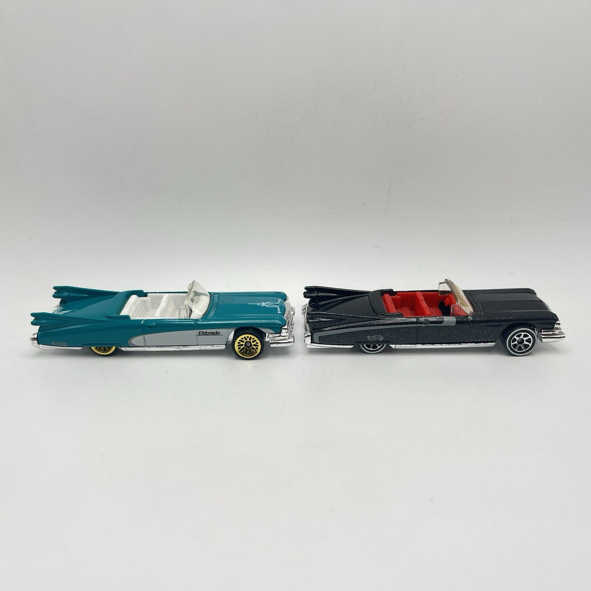 Hot Wheels '59 Cadillac Eldorado Convertible  Lot Of 2 Turquoise & White - Black