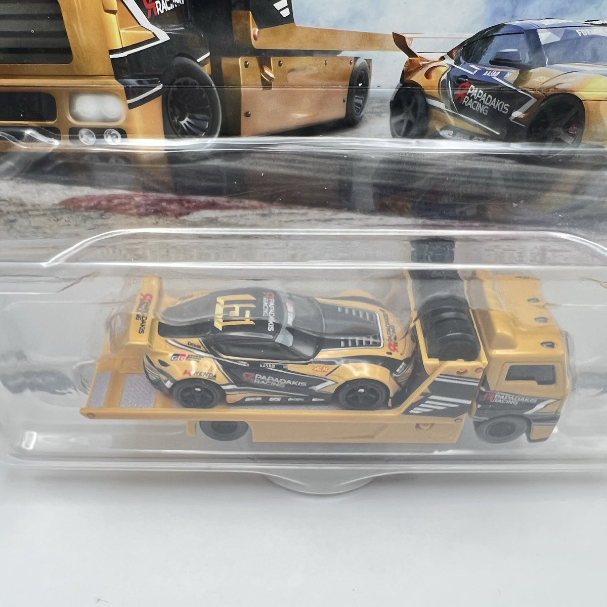 Hot Wheels Premium 2025 Team Transport '20 Toyota GR Supra Fleet Street #86 🔥