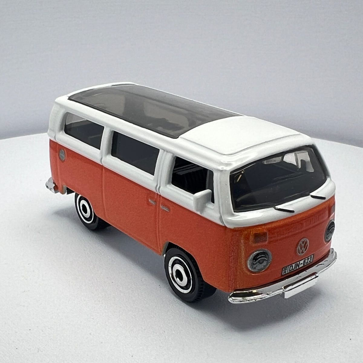 Matchbox 1973 Volkswagen T2b Bus Orange White MB1639 LOOSE 1/64
