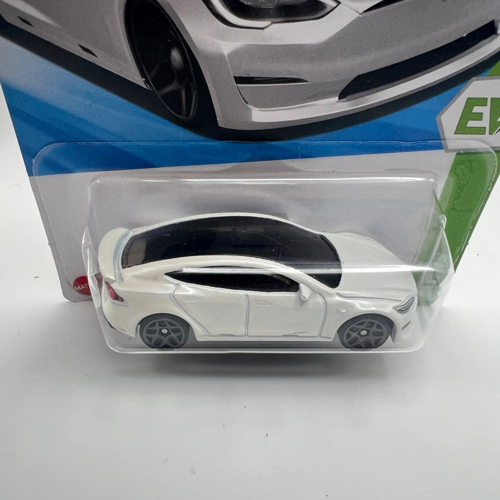 Hot Wheels HW EV Tesla Model S Plaid White 1/10 New 2025 9/250