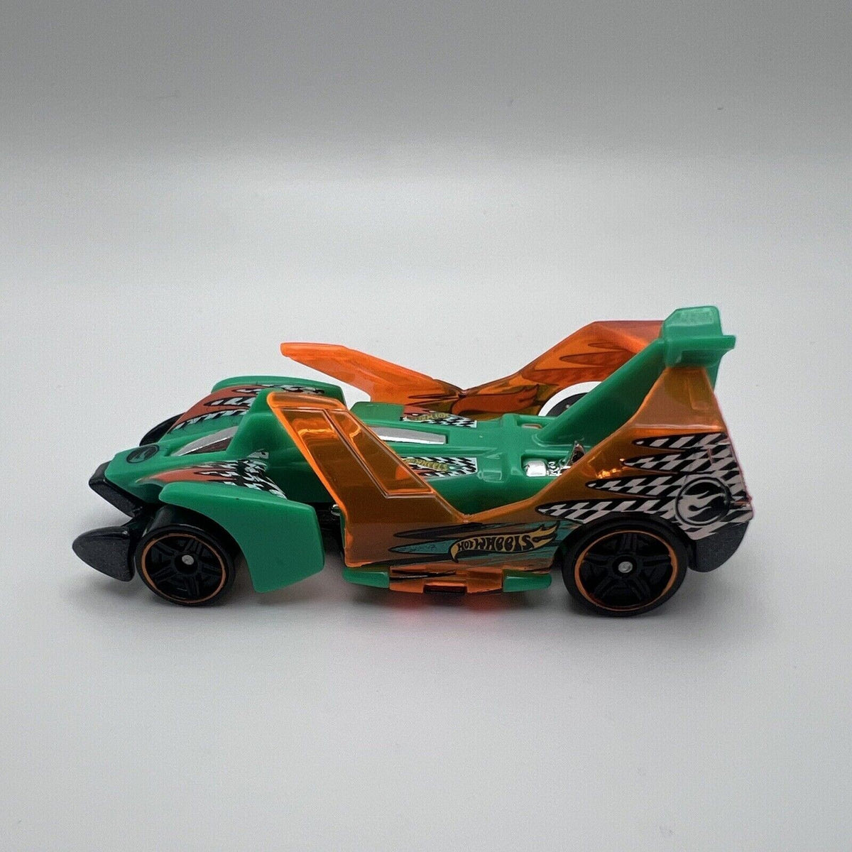 2015 Hot Wheels Treasure Hunt Jet Threat 4.0 HW Off-Road Loose