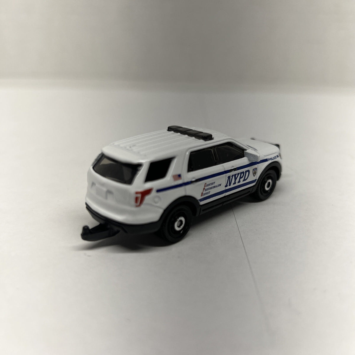 2016 Ford Explorer Interceptor Utility NYPD Collectible 1/64 Scale Diecast Model