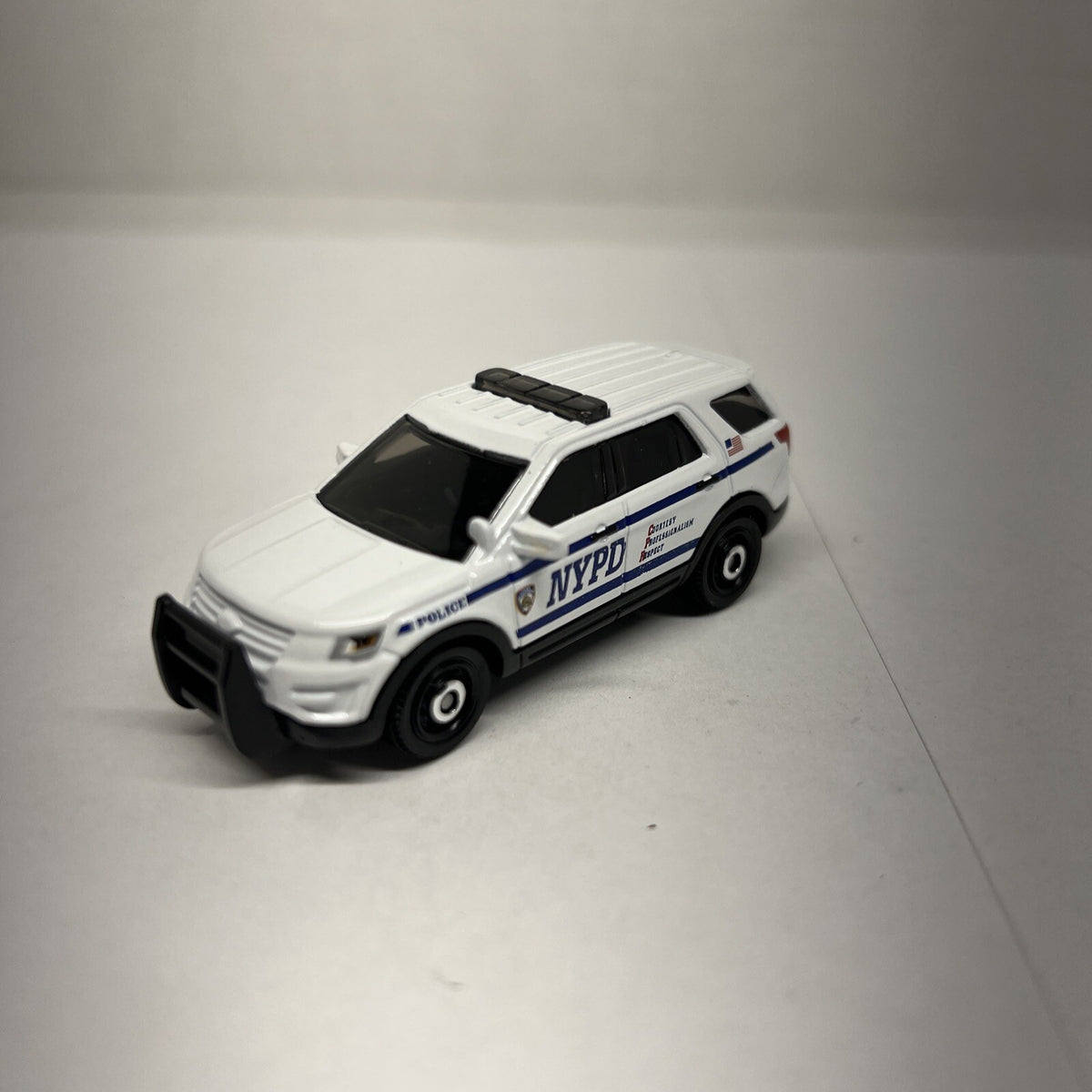 2016 Ford Explorer Interceptor Utility NYPD Collectible 1/64 Scale Diecast Model