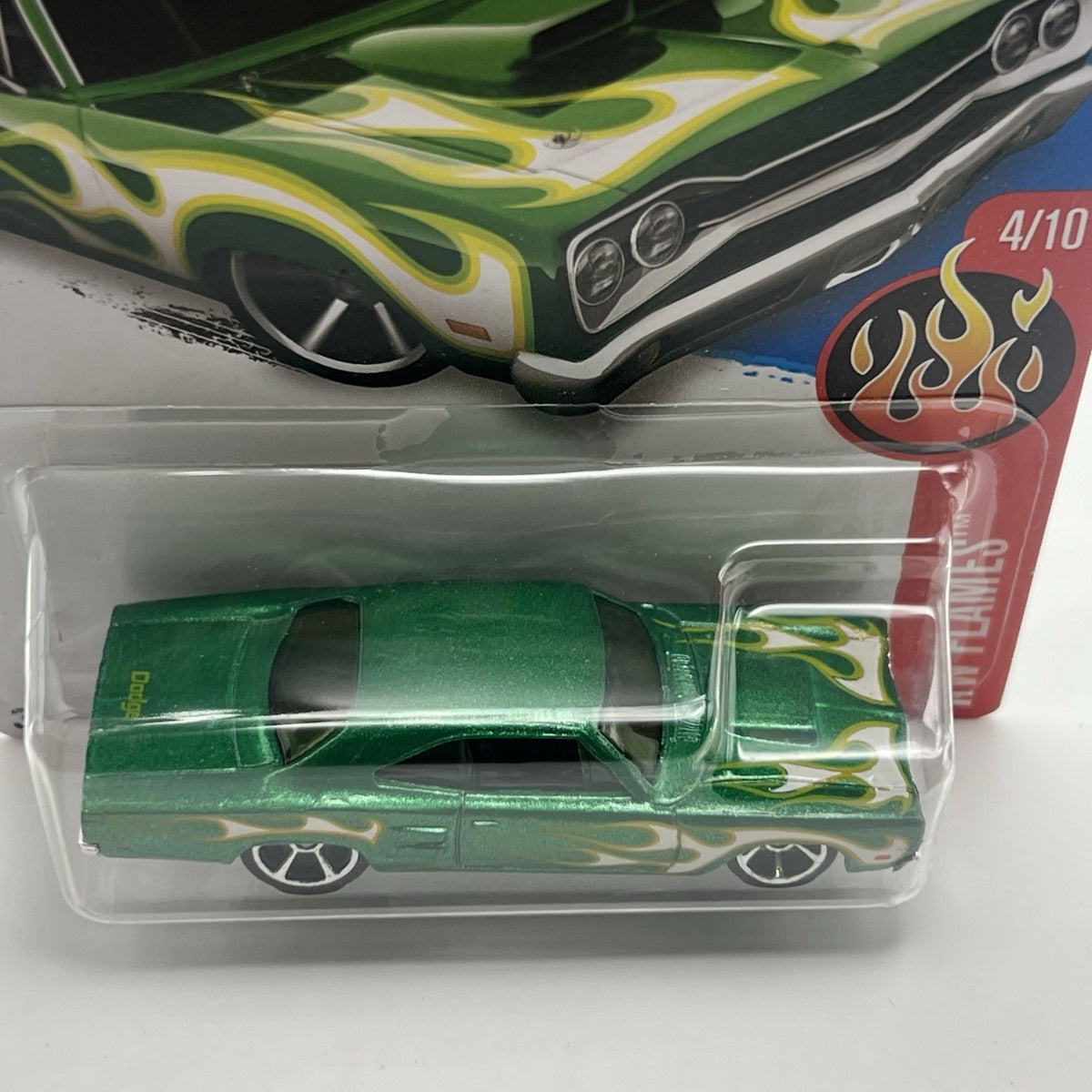 Hot Wheels '69 Dodge Coronet Superbee (HW Flames 4/10) 94/250 Diecast Toy Car