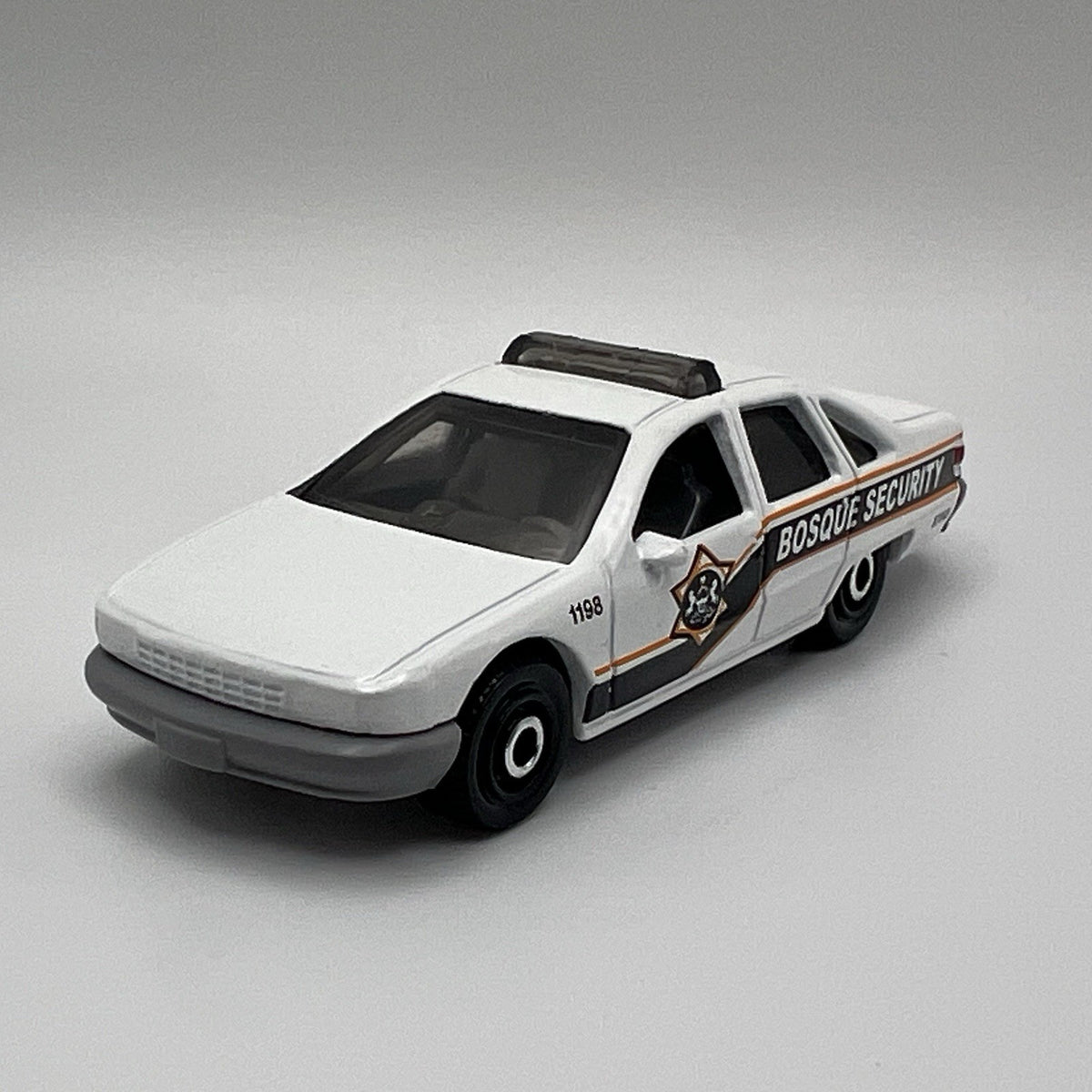 2021 Matchbox '94 CHEVY CAPRICE CLASSIC POLICE ☆white;Security ☆9-pack exclusive