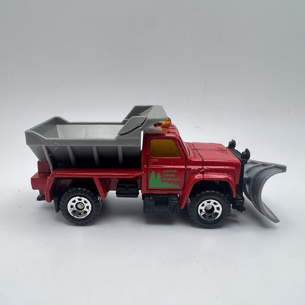 Matchbox 1990 Chevrolet Highway Maintenance Truck Aspen Snow Removal Toy