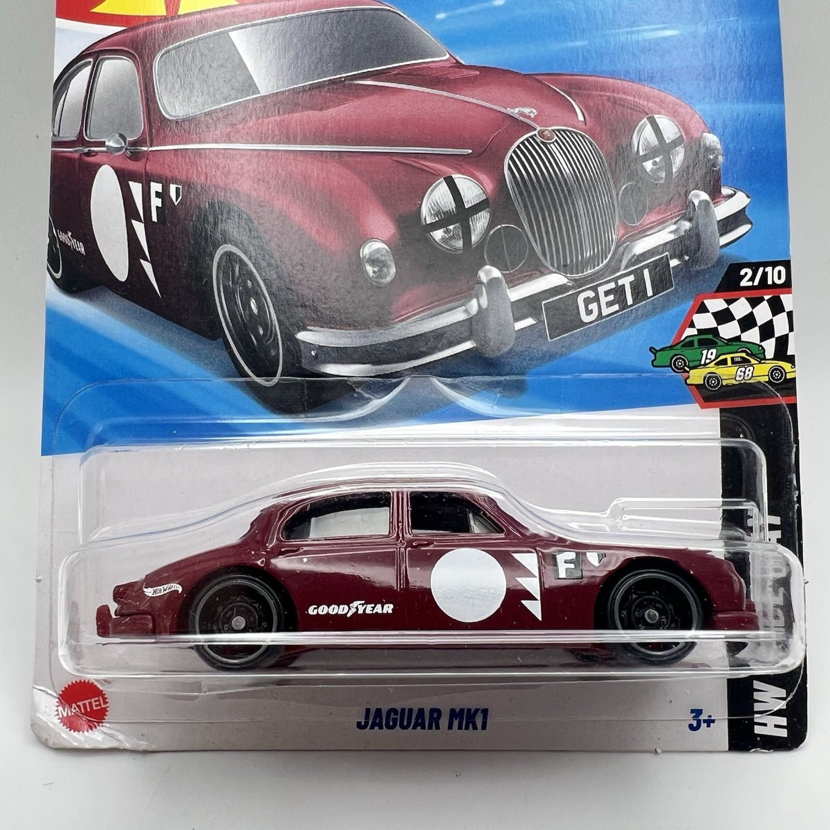 HOT WHEELS 2/10 JAGUAR MK1 HW RACE DAY 75/250 DIE CAST 2024 MATTEL TOYS CAR 1:64