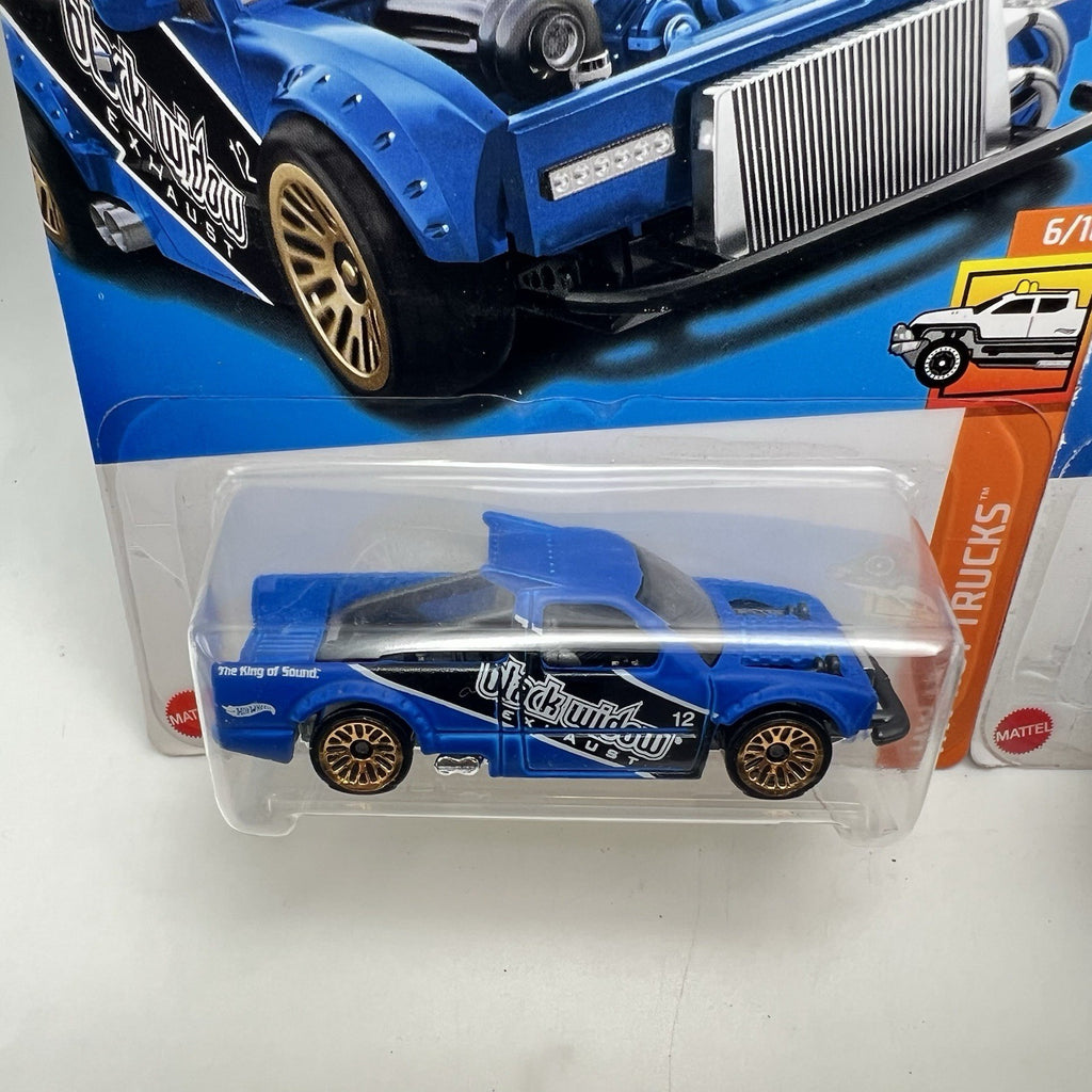 Hot Wheels 2023 HW Hot trucks 6/10 Limited Grip 190/250 (lot of 2)
