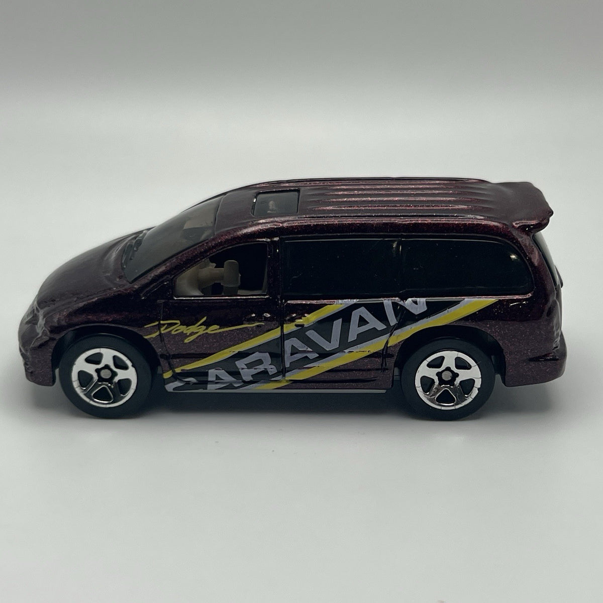 DODGE CARAVAN/ 1998 Hot Wheels First Editions Series / Burgundy Metalflake